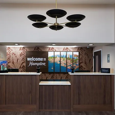 Hampton Inn Miami-Coconut Grove/Coral Gables-3