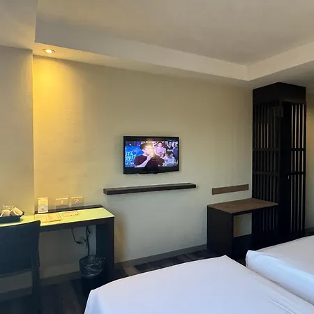 Circle Inn - Iloilo City Center-3