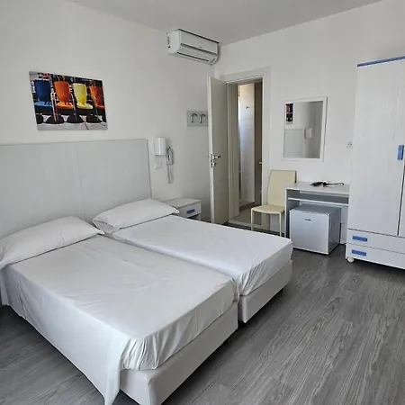 Hotel Linda-2