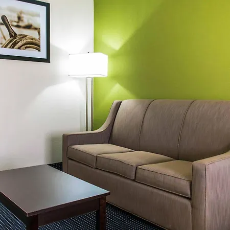 Quality Inn & Suites Anderson I-69-2