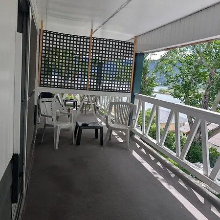Lakeside Motel-3