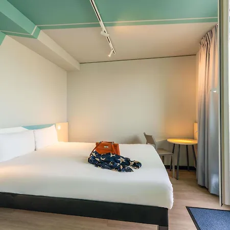 Ibis Budget Berlin Kurfuerstendamm-2