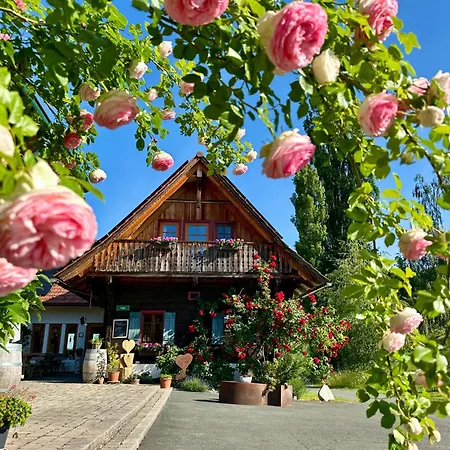 Weingut Winzerzimmer Rothschädl-3