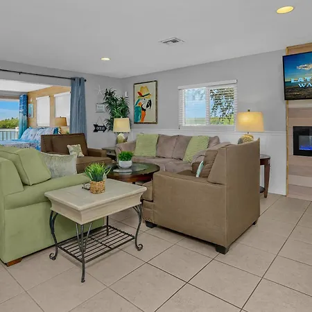 Latitude 26 Waterfront Boutique Resort - Bonita Springs-3