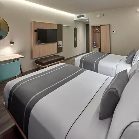 City Express Plus By Marriott Merida-2