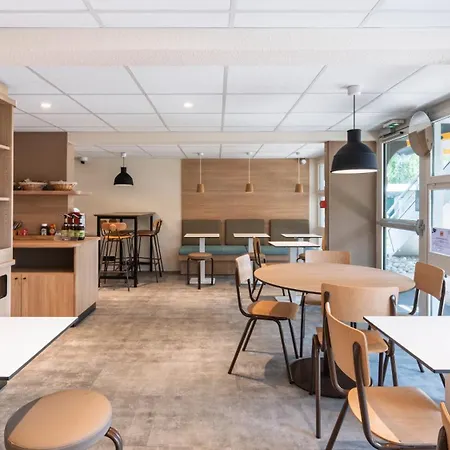Premiere Classe Lille Nord - Tourcoing-3