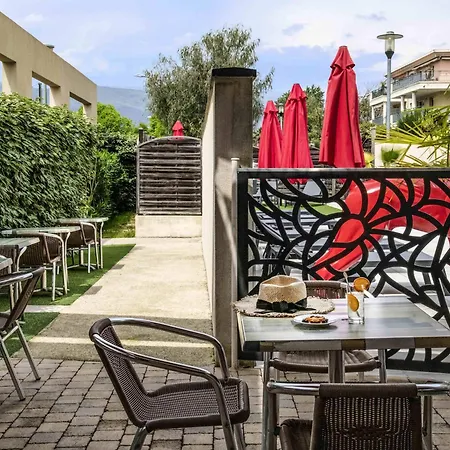 IBIS Cannes Mouans Sartoux parking gratuit-3