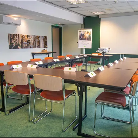 ibis Styles Evry Cathédrale-3