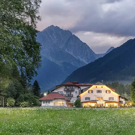 Hotel Bad Salomonsbrunn-3