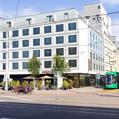 Ibis Basel Bahnhof-3
