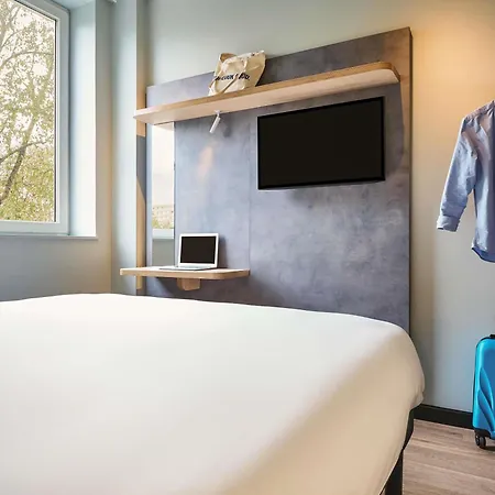 Hotel Ibis Budget Rennes Cesson-3