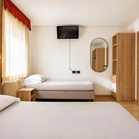Hotel Italo-2