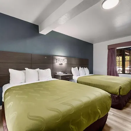 Econo Lodge Inn & Suites Heavenly Village Area-3