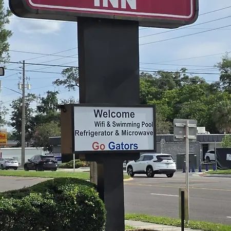Travelers Inn Gainesville-3