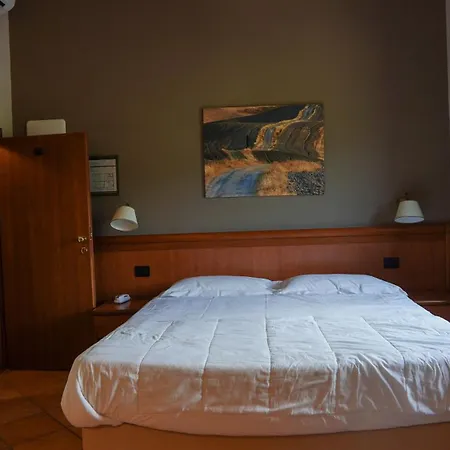 Hotel La Scottiglia e Ristorante-2