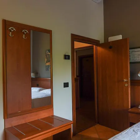 Hotel La Scottiglia e Ristorante-3