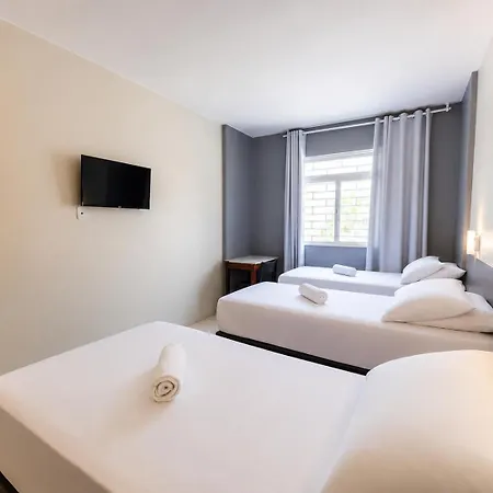 Riviera Hotel By Bsb Inn-2