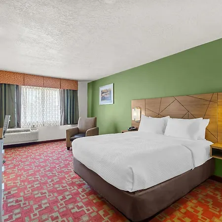 Quality Inn Evanston Near Wyoming Downs-3