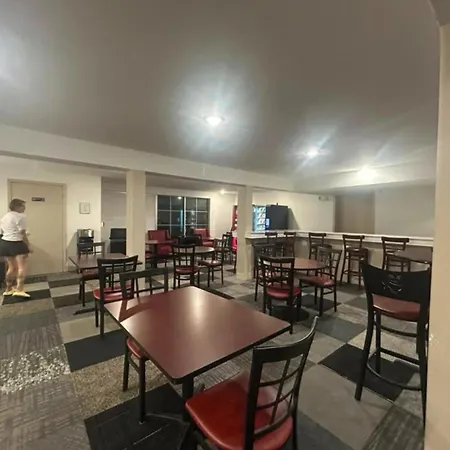 University Inn Of Carbondale By Hotel O-3
