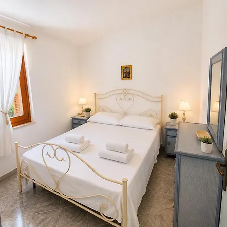 Ninfa Sul Mare Apartments - Piscina con Area Relax e Parcheggio Gratuito-3