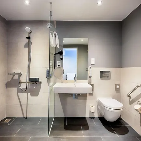 Premier Inn Berlin Airport-3