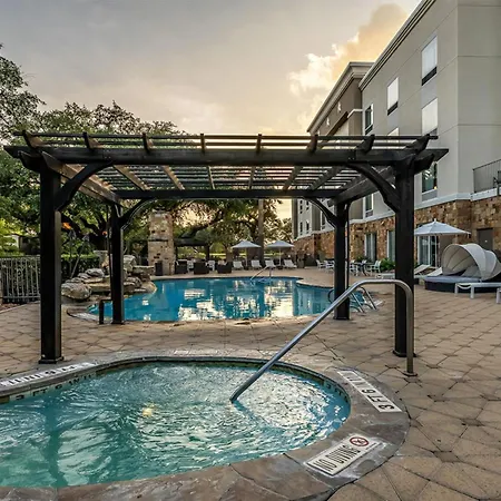 Hampton Inn & Suites Boerne-2