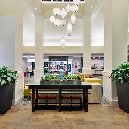 Hilton Garden Inn Akron-2