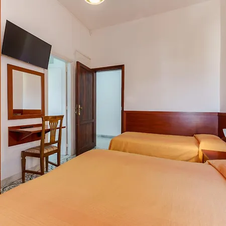 Hotel Riviera-2