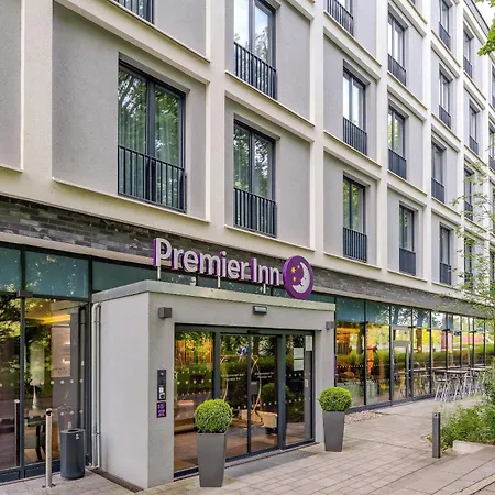 Premier Inn Göttingen-3
