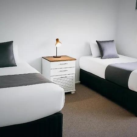 Busselton Gale Street Motel & Villas-3