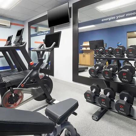 Hampton Inn & Suites Berkshires-Lenox-3