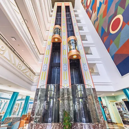 Hotel Tropic-2