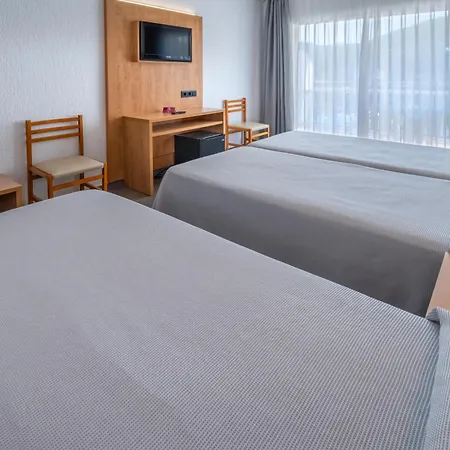 Hotel President-2