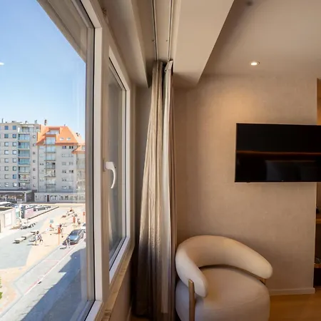 The Cornr Seaview-2