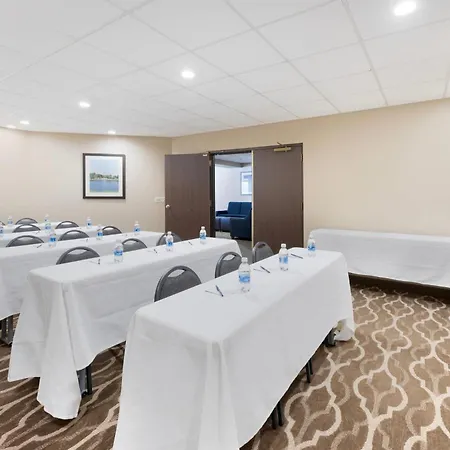 Comfort Inn & Suites Wichita Northeast-2