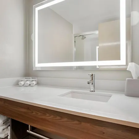 Holiday Inn Express Fairhope - Point Clear By Ihg-3