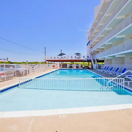 Nassau Inn Beachfront-2