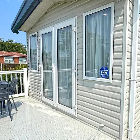 Golden Anchor Caravan Park-2