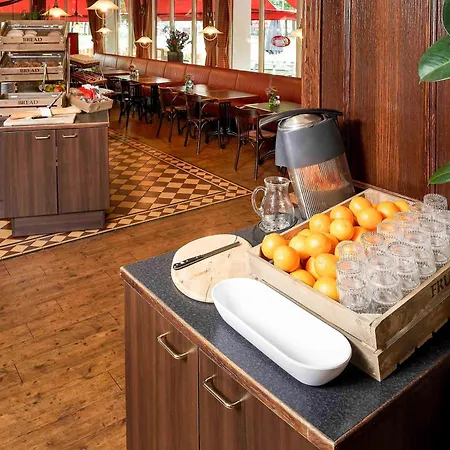 Ibis Tilburg-3