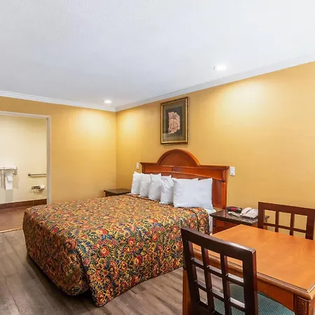 Rodeway Inn Artesia Cerritos-2