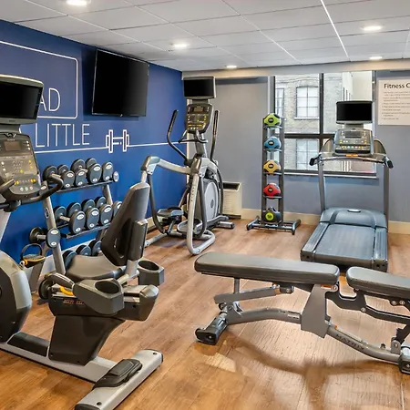 Holiday Inn Express Toronto Downtown By Ihg-3