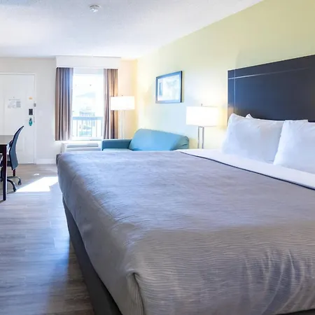 Quality Inn Palm Beach International Airport-3