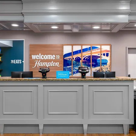 Hampton Inn Detroit/Southgate-2