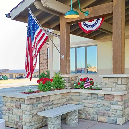 Fairbridge Inn & Suites Spearfish-2