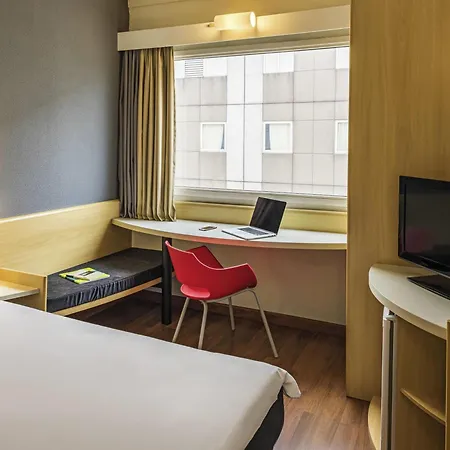 Ibis Tambore-2