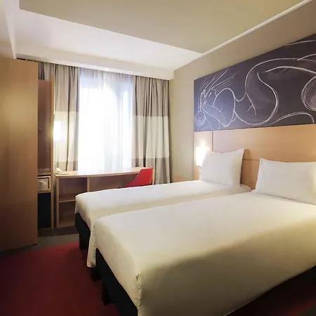 Ibis Yerevan Center-3