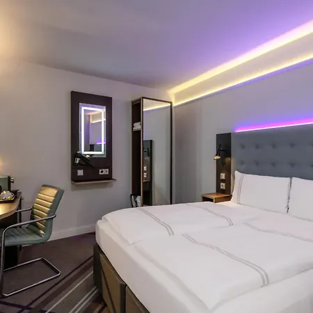 Premier Inn Freiburg City Nord-2