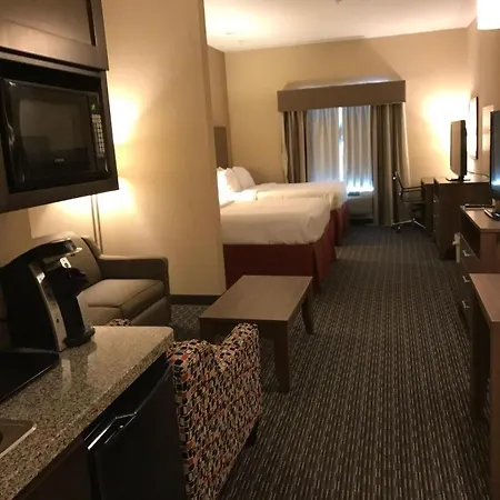 Holiday Inn Express & Suites Fredericksburg By Ihg-2
