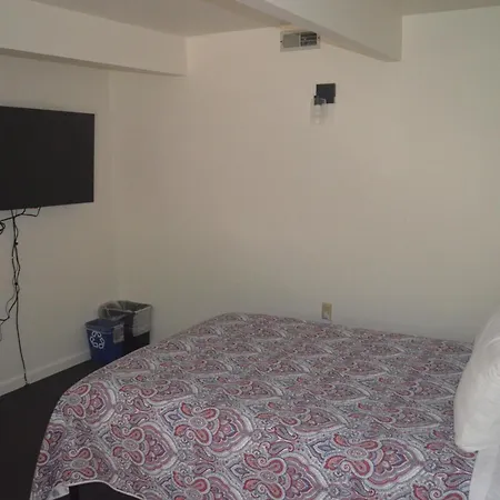 Harbor Inn-3