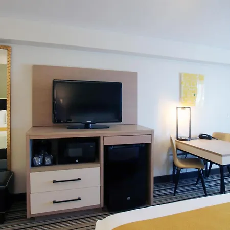 Oxford Suites Spokane Valley-2